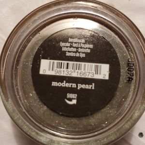 BareMinerals eyeshadow Modern Pearl